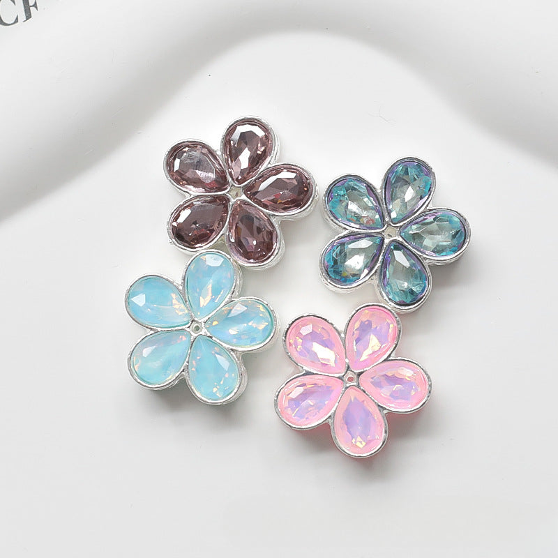 Wholesale 5PCS DIY Heart-shaped Four-leaf Clover Beaded Hollow Beads with Large Diamonds